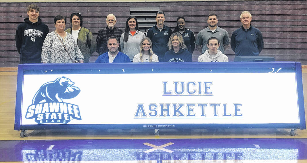 Ashkettle inks with SSU soccer